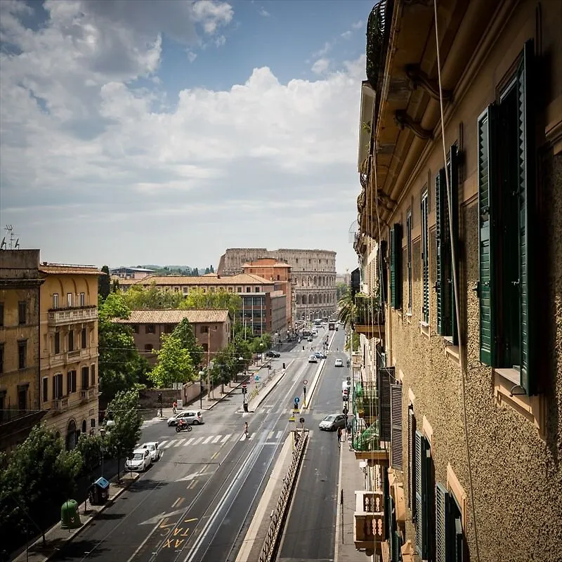 Colosseum Chich Rooms Rome